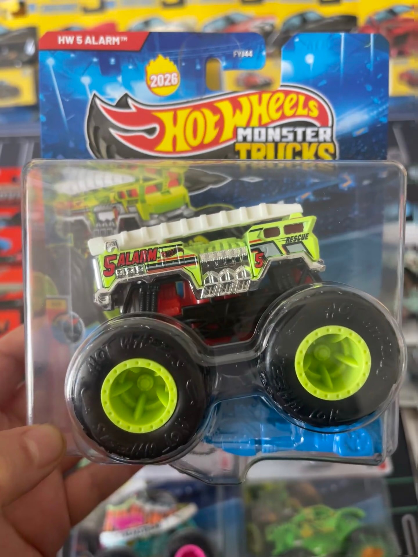 新しいホットウィールオリジナル Fyj44 26c モンスタ - Hot Wheels Car Monster Trucks のレビューと価格